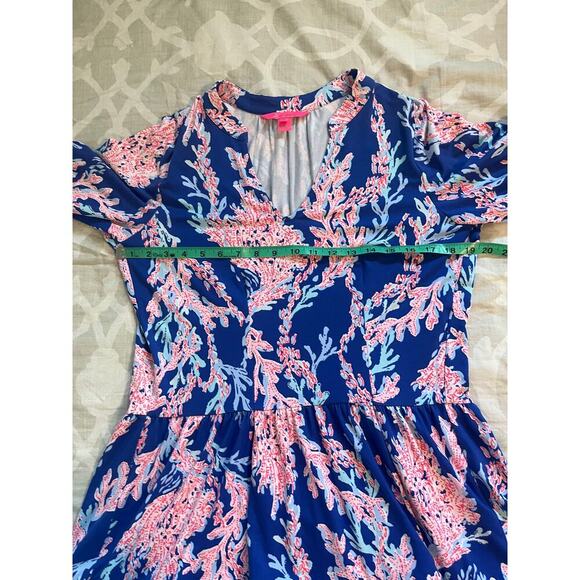 Lilly Pulitzer Traci Long Sleeve Dress Borealis Blue
Swim On Over medium 10652 - Picture 4 of 11
